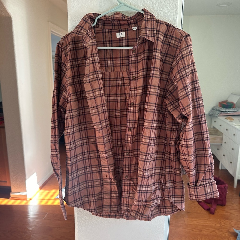 Uniqlo Tan Blush Pink Flannel Checked Button Down